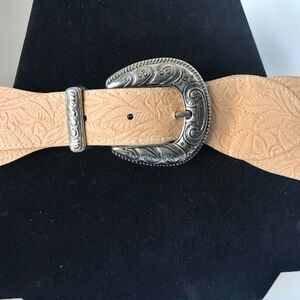 Vtg Omega Tooled Flower Country Western Womens Belt Beige Faux Leather Size S